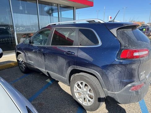 Used 2015 Jeep Cherokee Latitude w/ Comfort/Convenience Group image 6