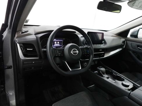 Used 2023 Nissan Rogue SV AWD/4WD image 15