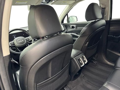 Used 2025 Kia Sorento S w/ Panoramic Sunroof Package FWD image 34