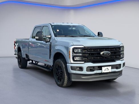 Used 2024 Ford F350 Lariat w/ Lariat Ultimate Package AWD/4WD image 9