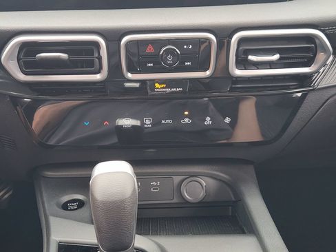 New 2026 Nissan Sentra SV FWD image 14