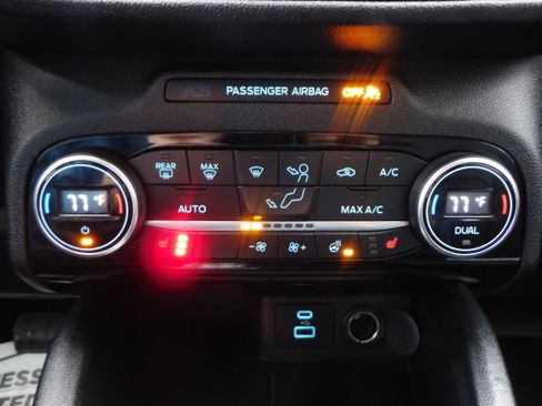 Used 2021 Ford Escape SEL image 24