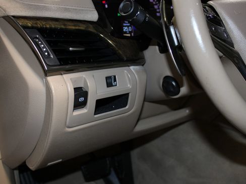 Used 2014 Cadillac CTS Luxury RWD image 21