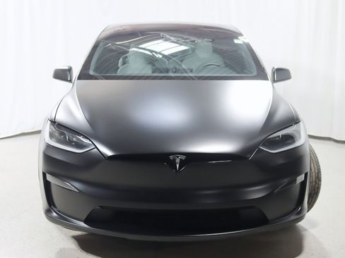 Used 2023 Tesla Model X Plaid image 9