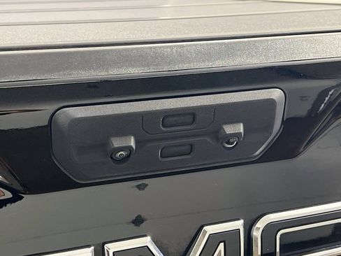 Used 2023 GMC Sierra 1500 Elevation w/ Preferred Package AWD/4WD image 27