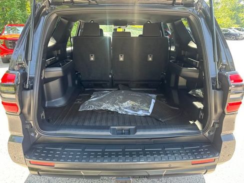 Used 2025 Toyota 4Runner TRD Off-Road AWD/4WD image 14