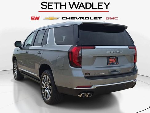 New 2026 GMC Yukon Denali w/ Denali Reserve Package AWD/4WD image 5