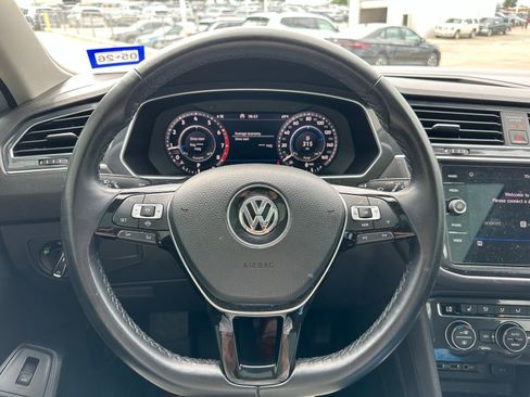 Used 2019 Volkswagen Tiguan SEL FWD image 6
