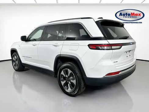 Used 2024 Jeep Grand Cherokee Limited 4xe AWD/4WD image 6