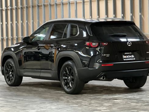 Used 2023 MAZDA CX-50 2.5 S w/ Preferred Plus Pkg image 6