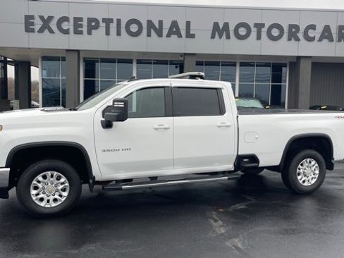 Used 2024 Chevrolet Silverado 3500 LT w/ Convenience Package image 2