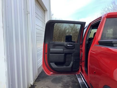 Used 2023 Chevrolet Silverado 2500 LT w/ Convenience Package image 29