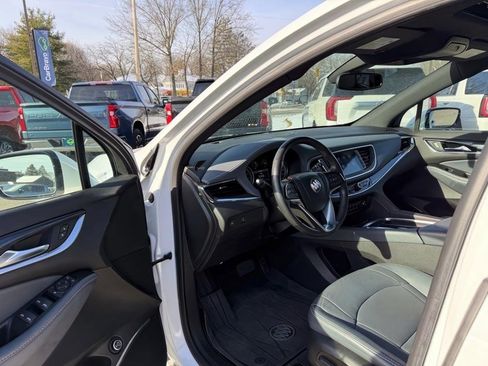 Used 2023 Buick Enclave Essence w/ Experience Buick Package image 15
