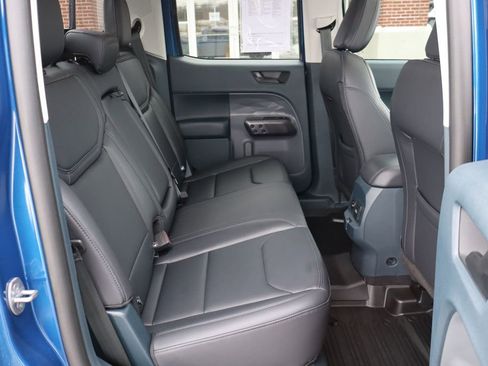 Used 2023 Ford Maverick Lariat w/ Lariat Luxury Package image 44