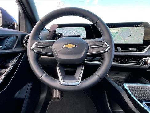 New 2027 Chevrolet Equinox LT AWD/4WD image 16