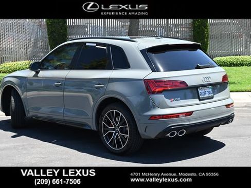 Used 2021 Audi SQ5 Prestige w/ Prestige Package AWD/4WD image 4