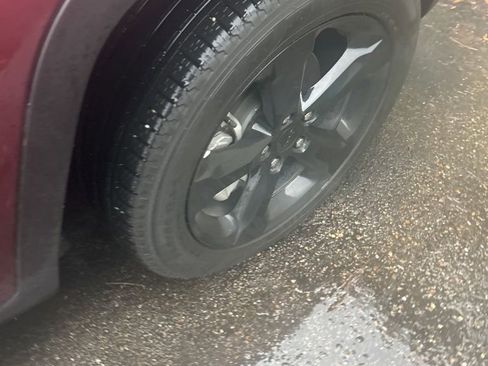 Used 2025 Jeep Grand Cherokee Limited w/ Black Appearance Package AWD/4WD image 8