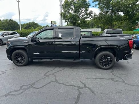 Used 2024 GMC Sierra 1500 Elevation w/ Elevation Premium Package AWD/4WD image 7