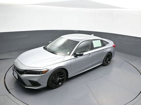 Certified 2023 Honda Civic Sport image 32