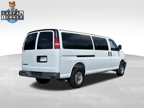 Used 2025 Chevrolet Express 3500 LT w/ LT Preferred Equipment Group RWD image 13