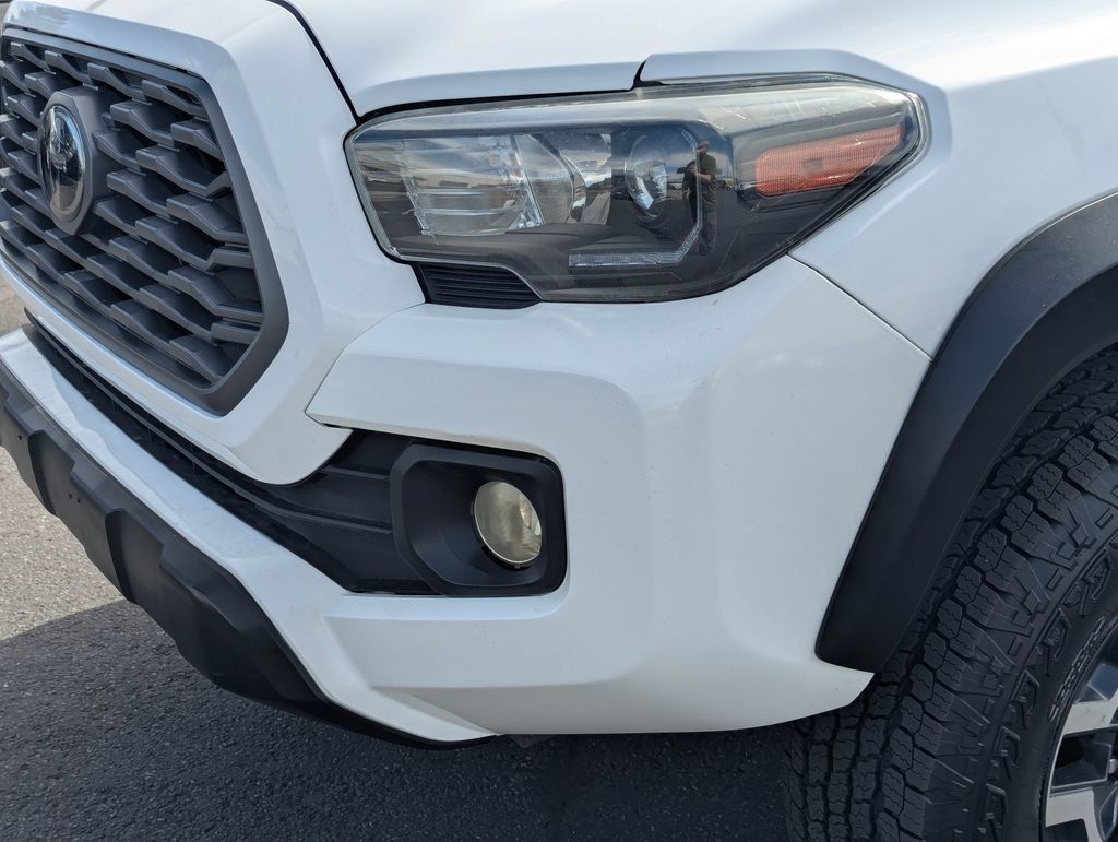 Used 2023 Toyota Tacoma TRD Off-Road AWD/4WD image 14