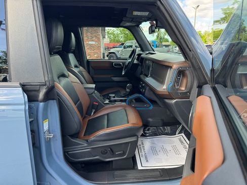 Used 2023 Ford Bronco Outer Banks AWD/4WD image 17