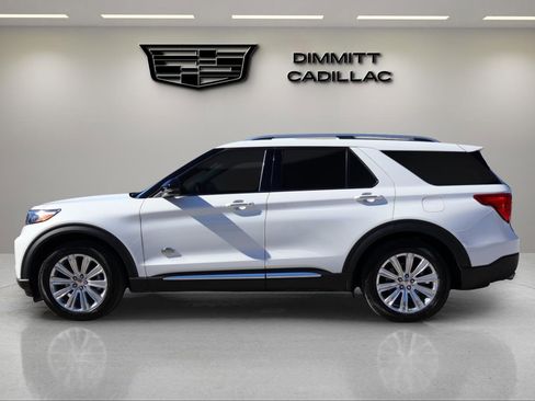 Used 2024 Ford Explorer King Ranch w/ Technology Package image 2