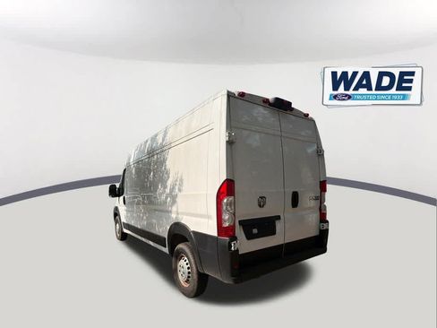 Used 2025 RAM ProMaster 2500 w/ Convenience Group FWD image 5