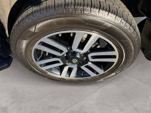 Used 2022 Toyota 4Runner Limited image 14