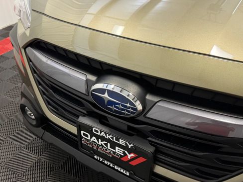 Used 2024 Subaru Outback Premium AWD/4WD image 8