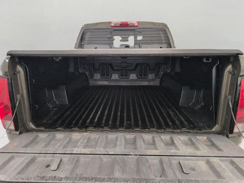 Used 2023 Chevrolet Colorado Trail Boss w/ Technology Package AWD/4WD image 16