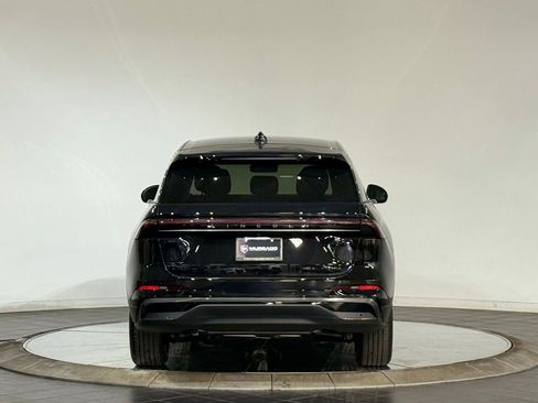 New 2026 Lincoln Nautilus Premier w/ Jet Appearance Package image 8