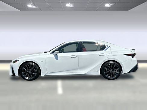 Used 2022 Lexus IS 350 F Sport image 2