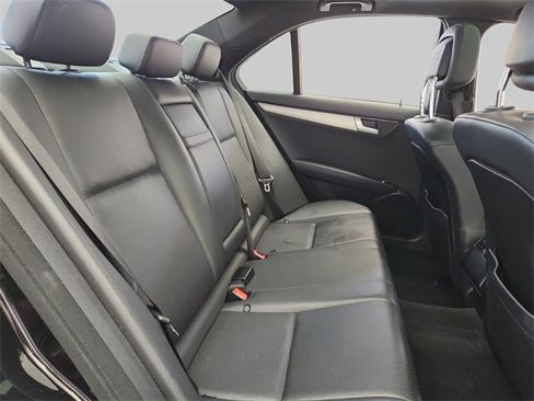 Used 2014 Mercedes-Benz C 300 4MATIC Sedan image 28