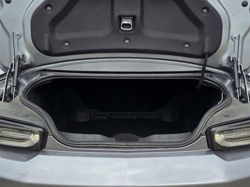 Used 2021 Chevrolet Camaro SS image 9