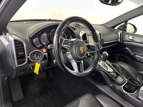 Used 2015 Porsche Cayenne Diesel image 13