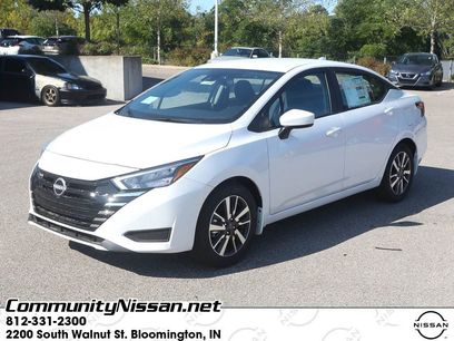 New 2025 Nissan Versa SV w/ Trunk Package