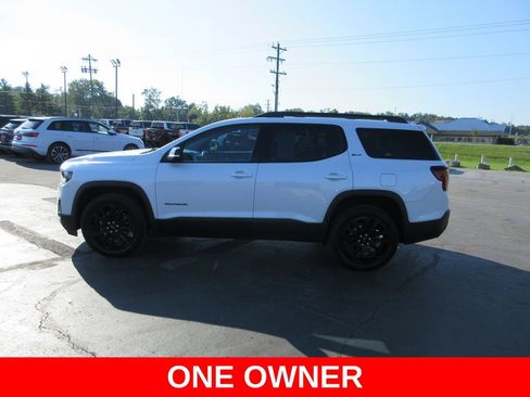 Used 2022 GMC Acadia SLT w/ Elevation Edition FWD image 10