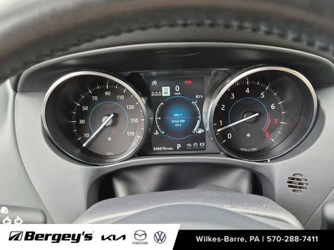 Used 2020 Jaguar F-PACE Premium AWD/4WD image 16