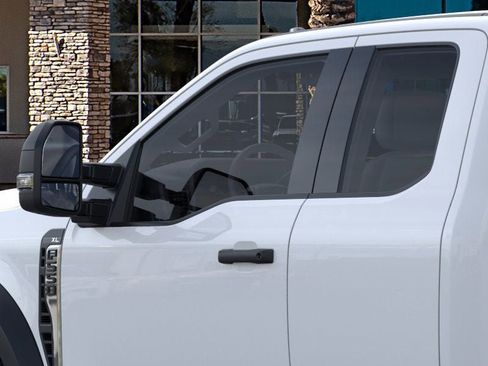 New 2025 Ford F550 4x4 Supercab Super Duty image 20