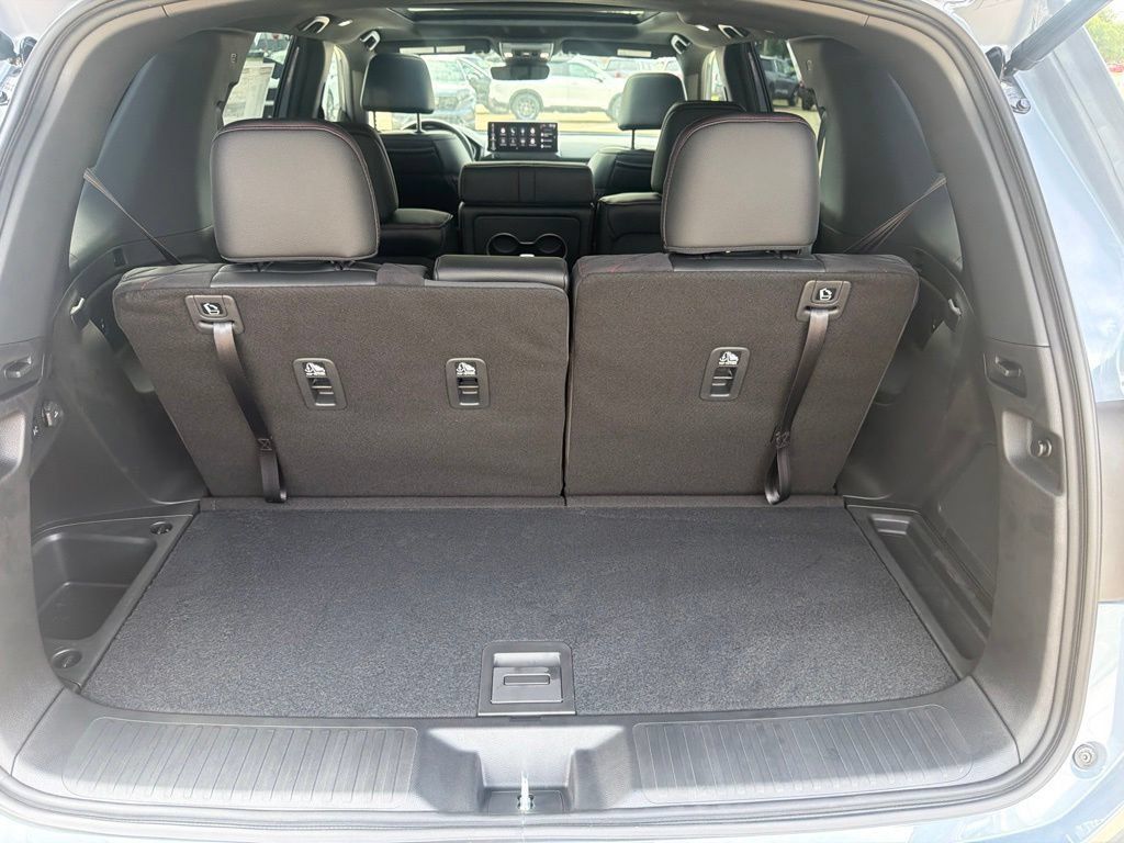 New 2026 Honda Pilot Black Edition image 33