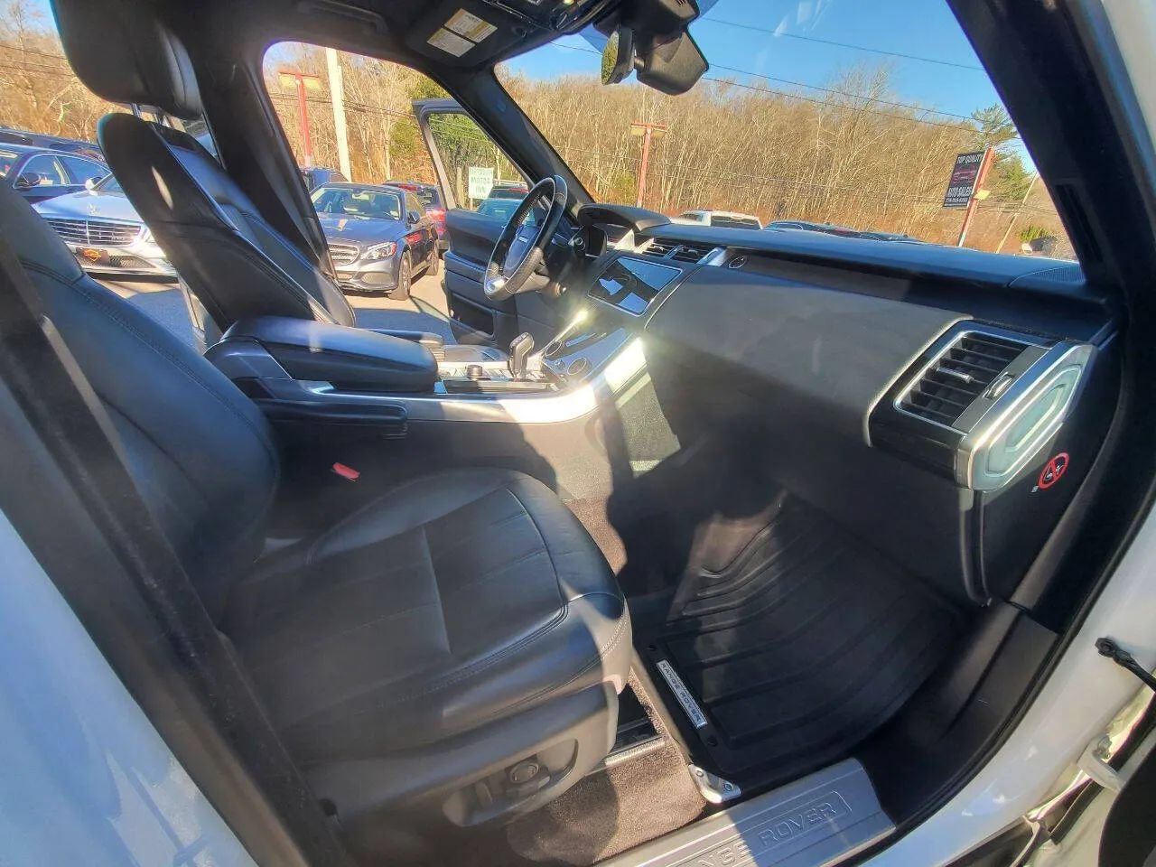 Used 2019 Land Rover Range Rover Sport HSE AWD/4WD image 17