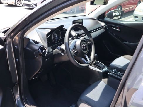 Used 2020 Toyota Yaris LE FWD image 8