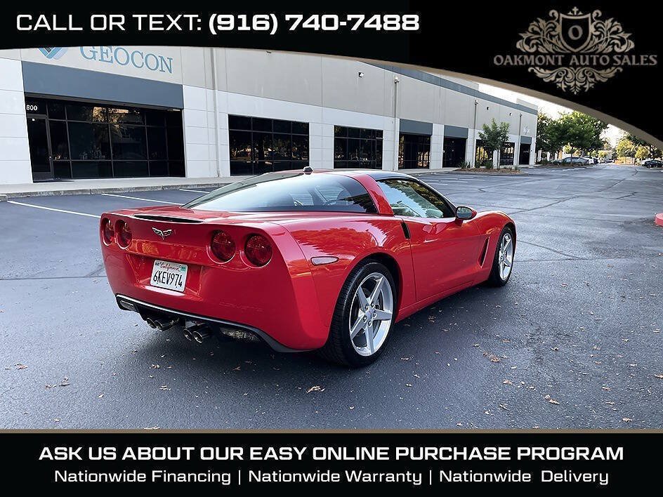 Used 2005 Chevrolet Corvette Coupe w/ Preferred Equipment Group RWD image 9