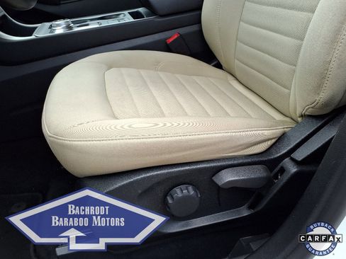 Used 2022 Ford Edge SE image 14