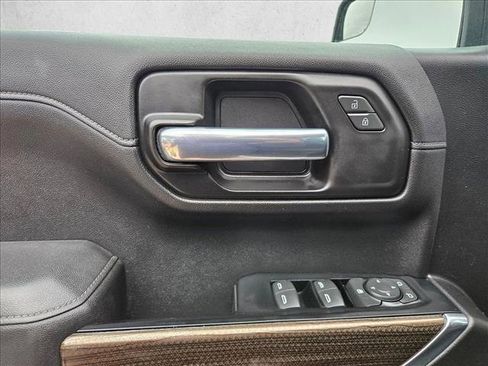 Used 2020 Chevrolet Silverado 1500 LT RWD image 24