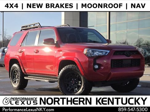 Used 2022 Toyota 4Runner SR5 Premium image 1
