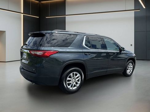 Used 2020 Chevrolet Traverse LT FWD image 6