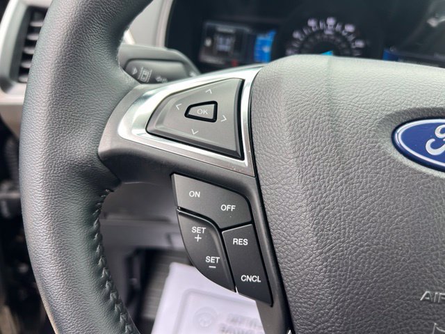Certified 2024 Ford Edge SEL w/ Convenience Package AWD/4WD image 9