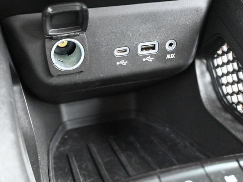 Used 2023 Chevrolet TrailBlazer ACTIV FWD image 23
